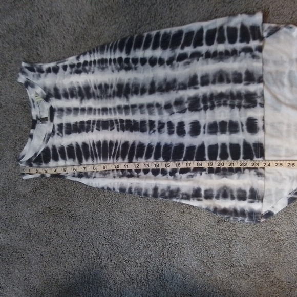 NWT Black and White Tie-Dye Sleeveless Top by Shannon Passero - Picture 6 of 8